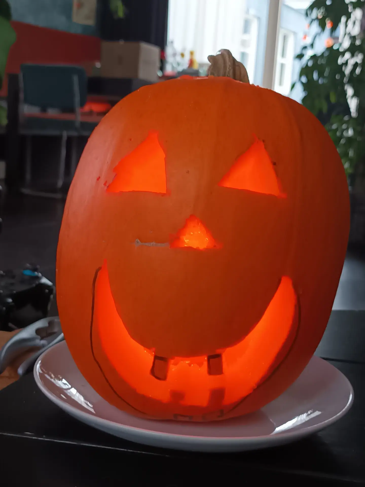 pompoenen uithollen voor Halloween